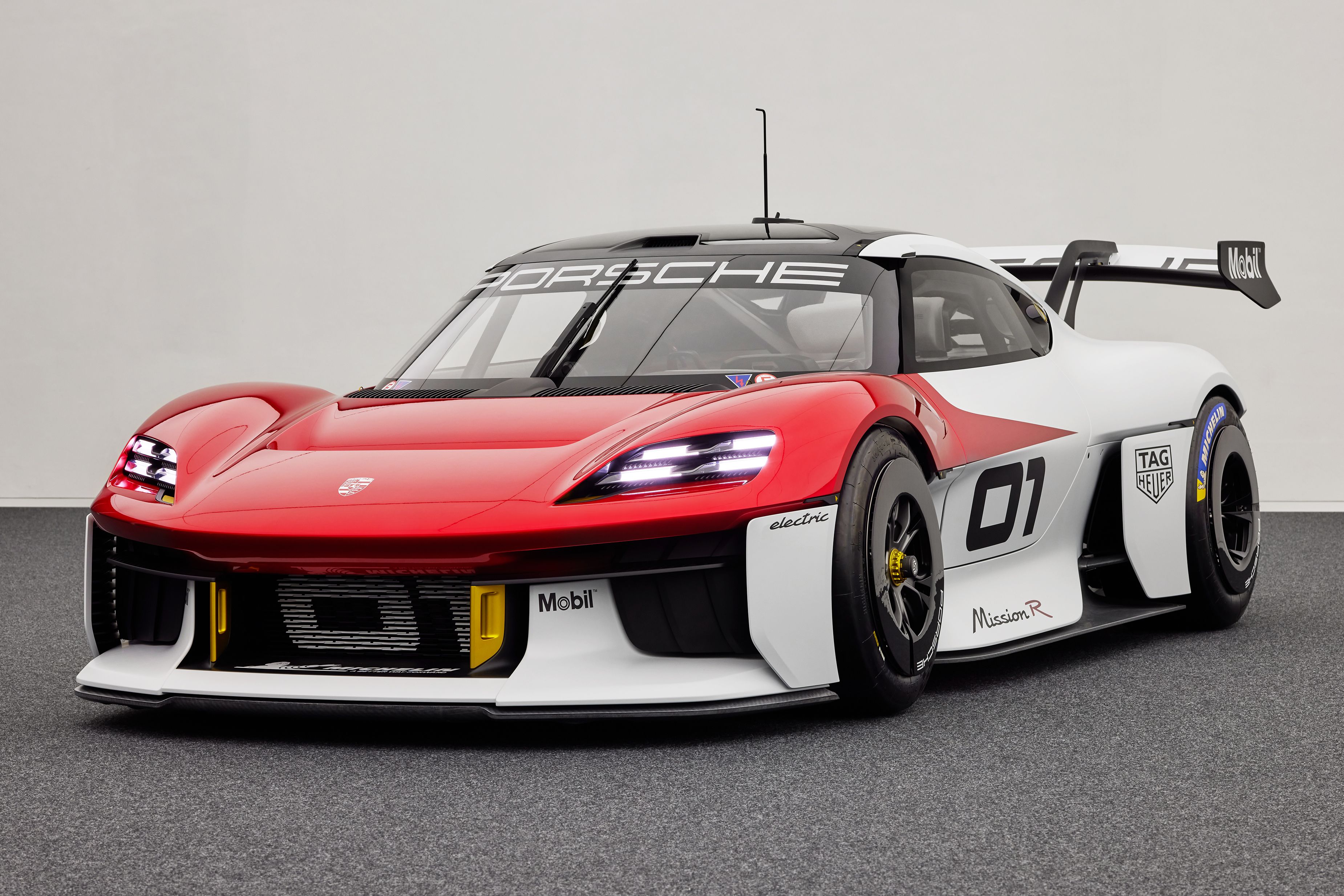 Porsche Mission R: The Future of Porsche GT Cars, Electric with