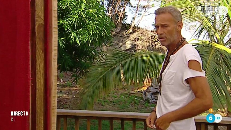 Carlos Lozano elige entre Mónica Hoyos o Miriam Saavedra en Supervivientes