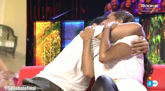 Isabel Pantoja y Omar Montes, más unidos que nunca en el debate final de ‘SV’