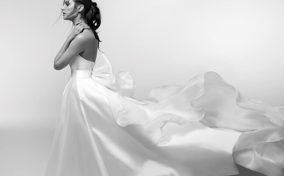 White, Gown, Wedding dress, Dress, Photograph, Clothing, Bridal clothing, Bridal accessory, Shoulder, Bride, 
