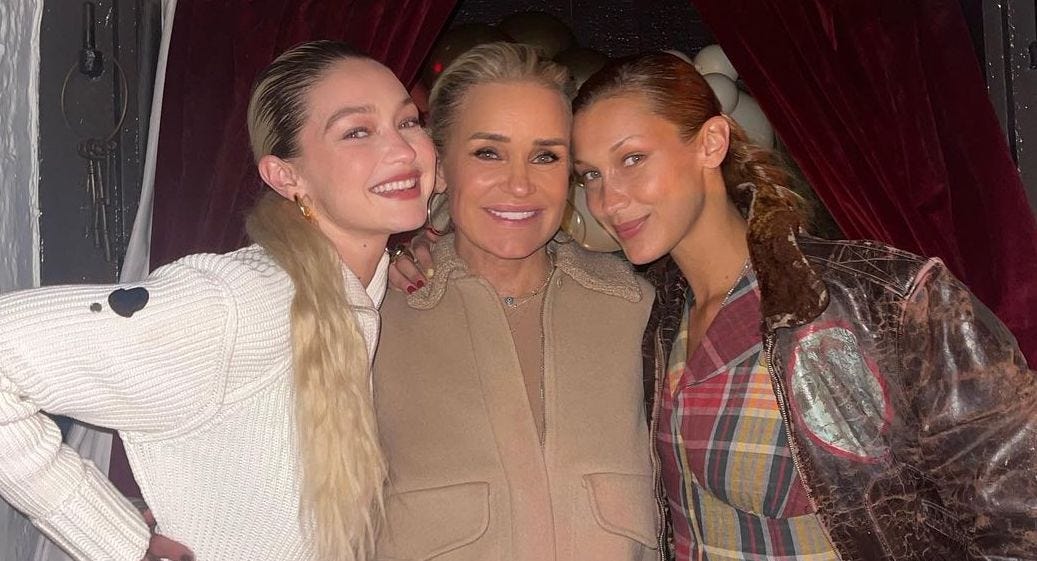 La dieta de Yolanda Hadid, madre de Bella y Gigi, para lucir un