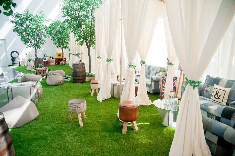Decoration, White, Green, Grass, Room, Chair, Tree, Furniture, Interior design, Backyard, 
