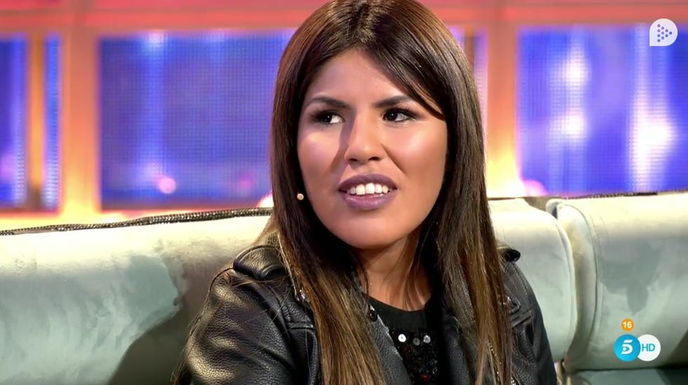 Isa Pantoja acerca posturas con Asraf durante su noche en la casa de 'GH VIP 6'