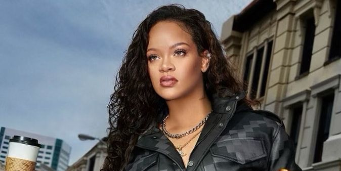 Rihanna’s Baby Bump Makes Its High-Fashion Debut in Louis Vuitton Campaign