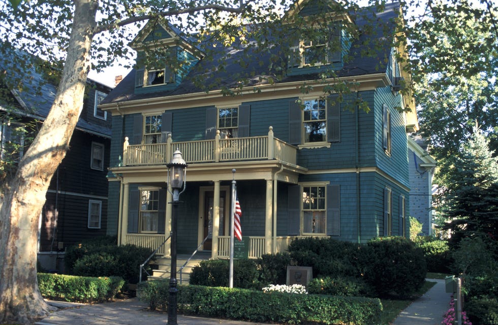 john f kennedy 1917 1963 35th president of the united states the house at 83 beals street, brookline, massachusetts, birthplace of john f kennedy photographed in 2003 gerhard ullstein bild