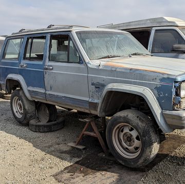 1992 jeep cherokee laredo with 350k miles in california junkyard