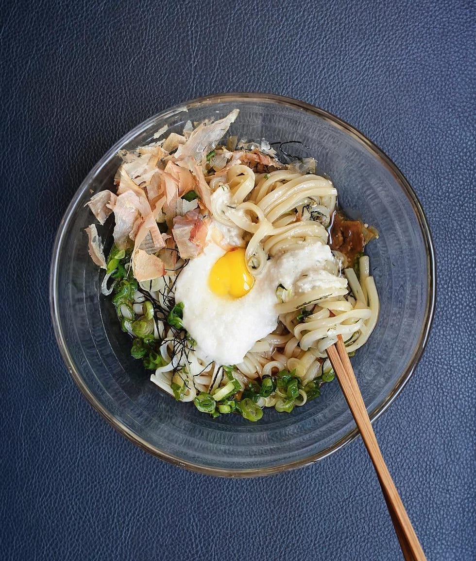 Dish, Food, Cuisine, Ingredient, Fried egg, Bibimbap, Produce, Yaki udon, Noodle, Soba, 