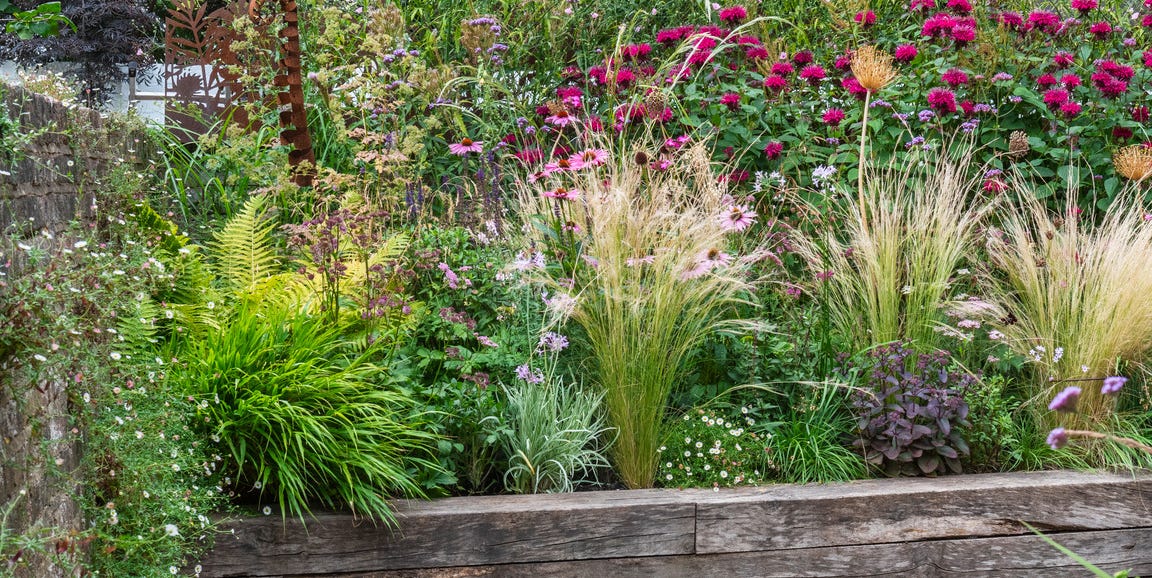 20 Raised Garden Bed Ideas to Up Your Growing Game