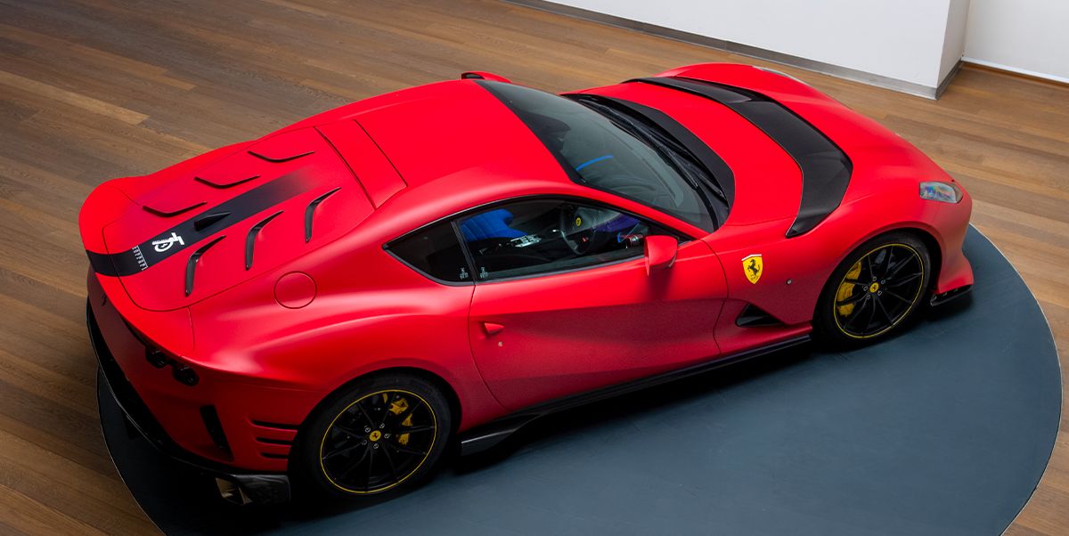 The Ferrari 812 Competizione becomes even more exclusive with this special touch