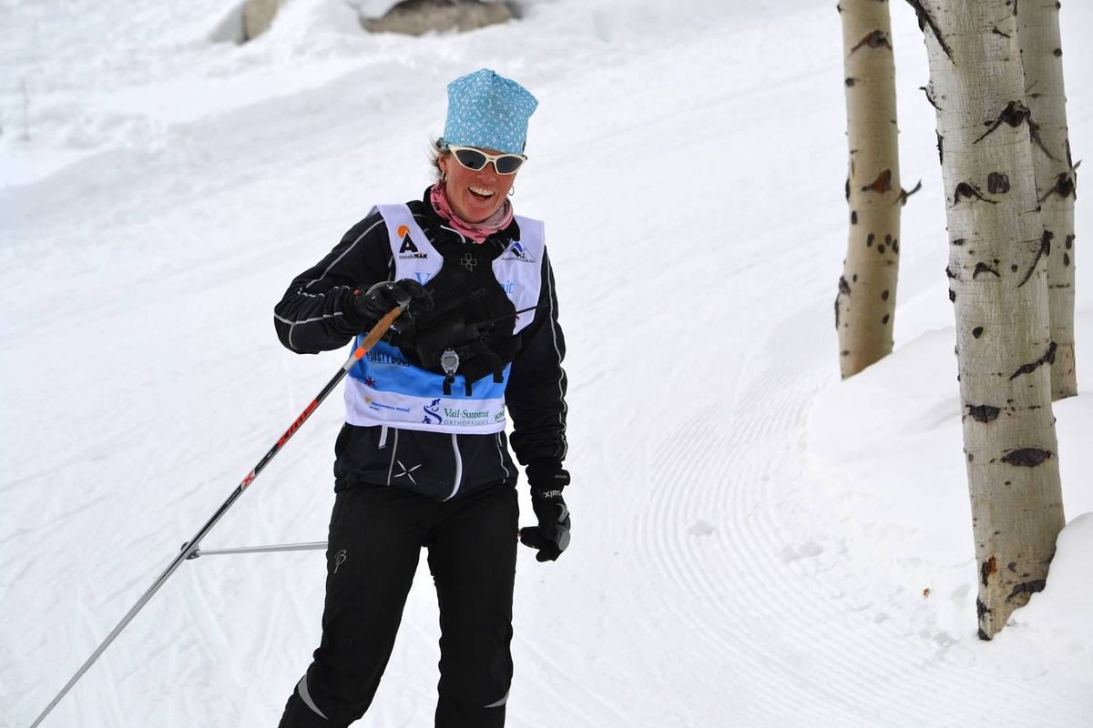 Skier, Snow, Cross-country skiing, Nordic skiing, Ski pole, Skiing, Ski, Ski binding, Outdoor recreation, Winter sport, 