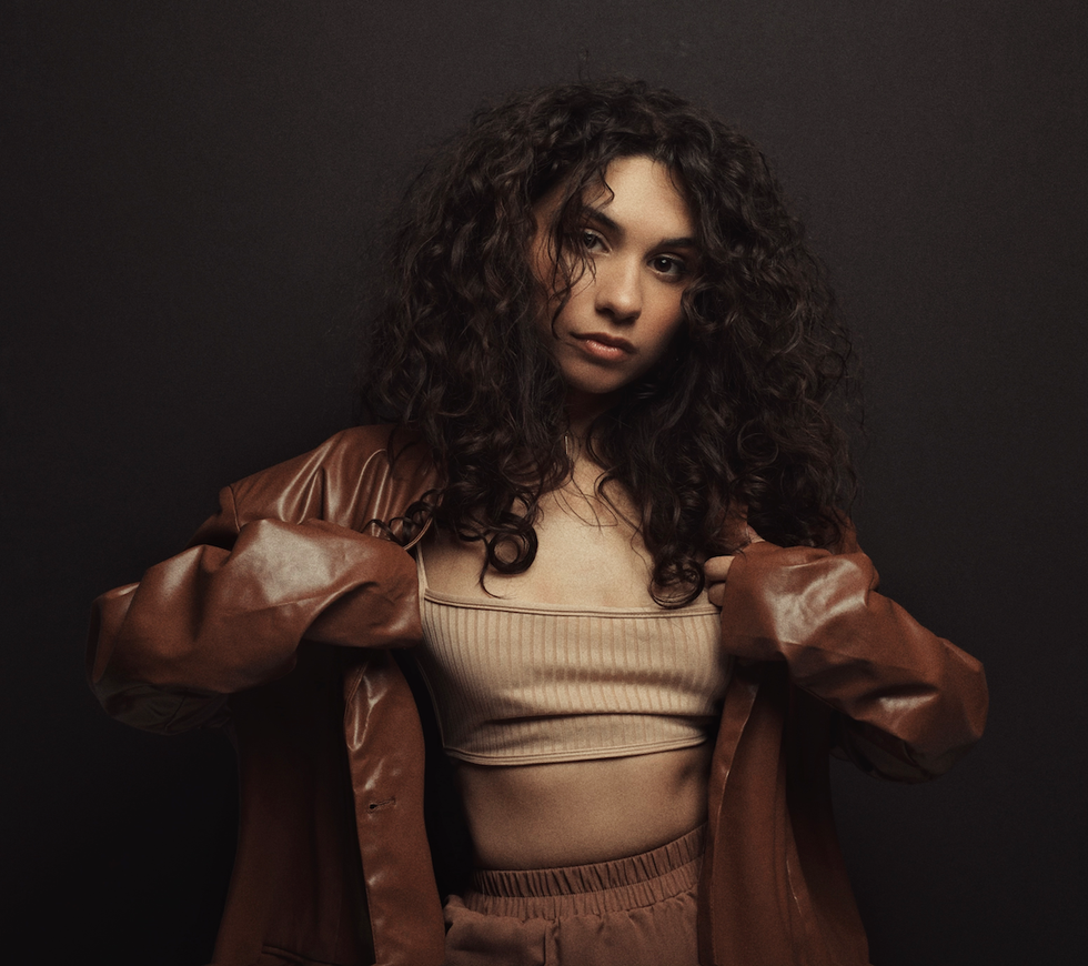 alessia cara