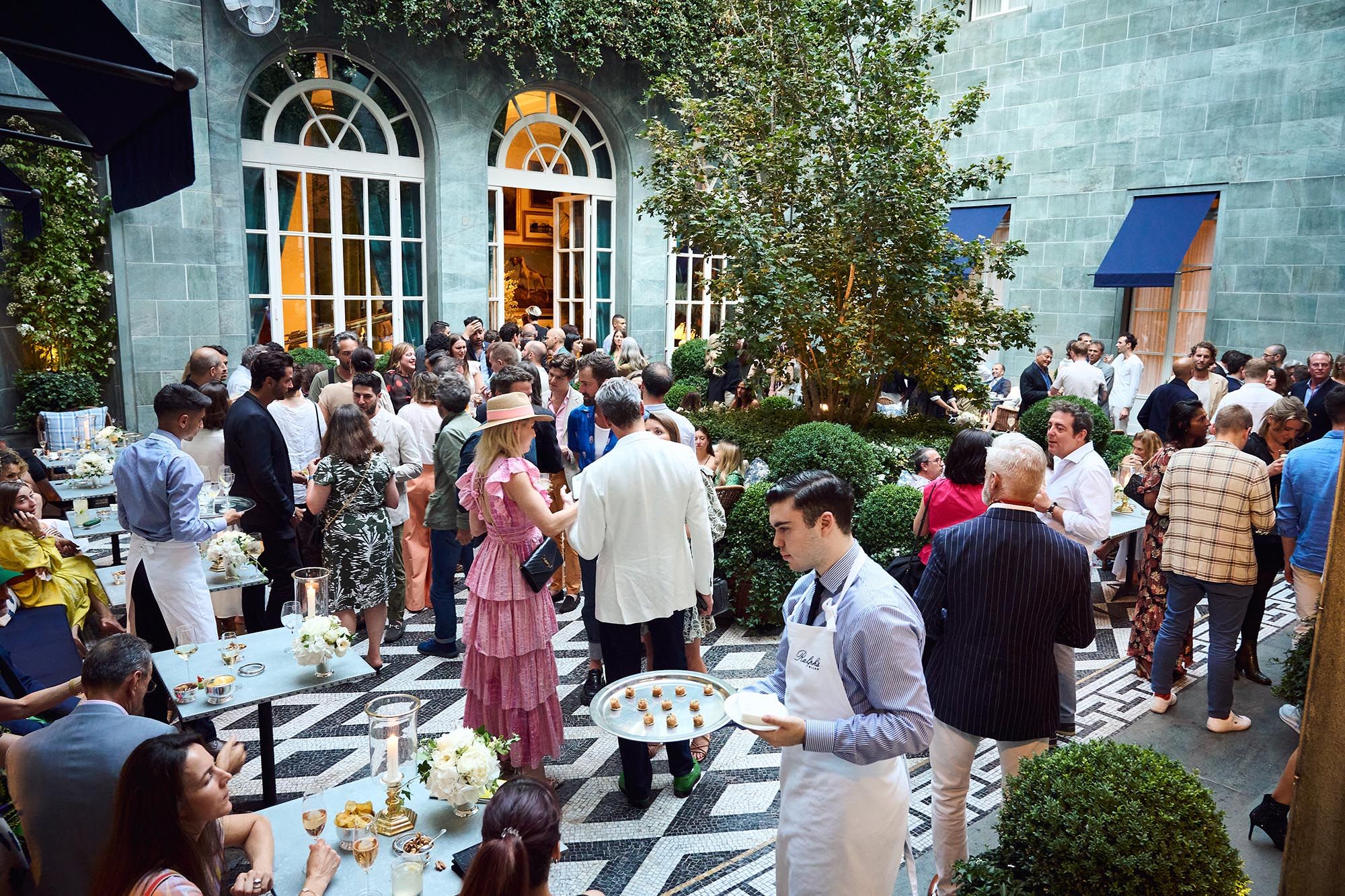 ELLE DECOR and Ralph Lauren Toast the 2022 A-List in Milan