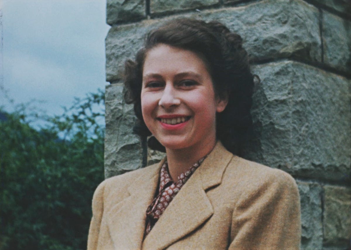 See Three Previously Unseen Photos of Queen Elizabeth