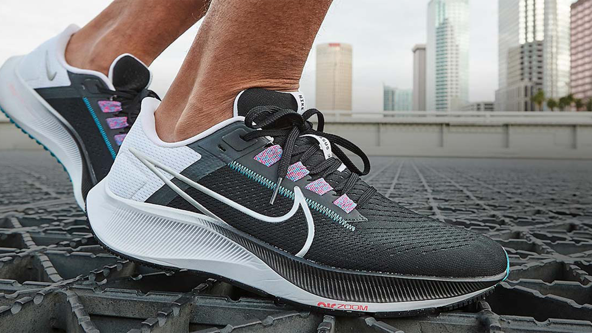 Glat Stræbe medlem Nike Air Zoom Pegasus 38 Review | Best Running Shoes 2021