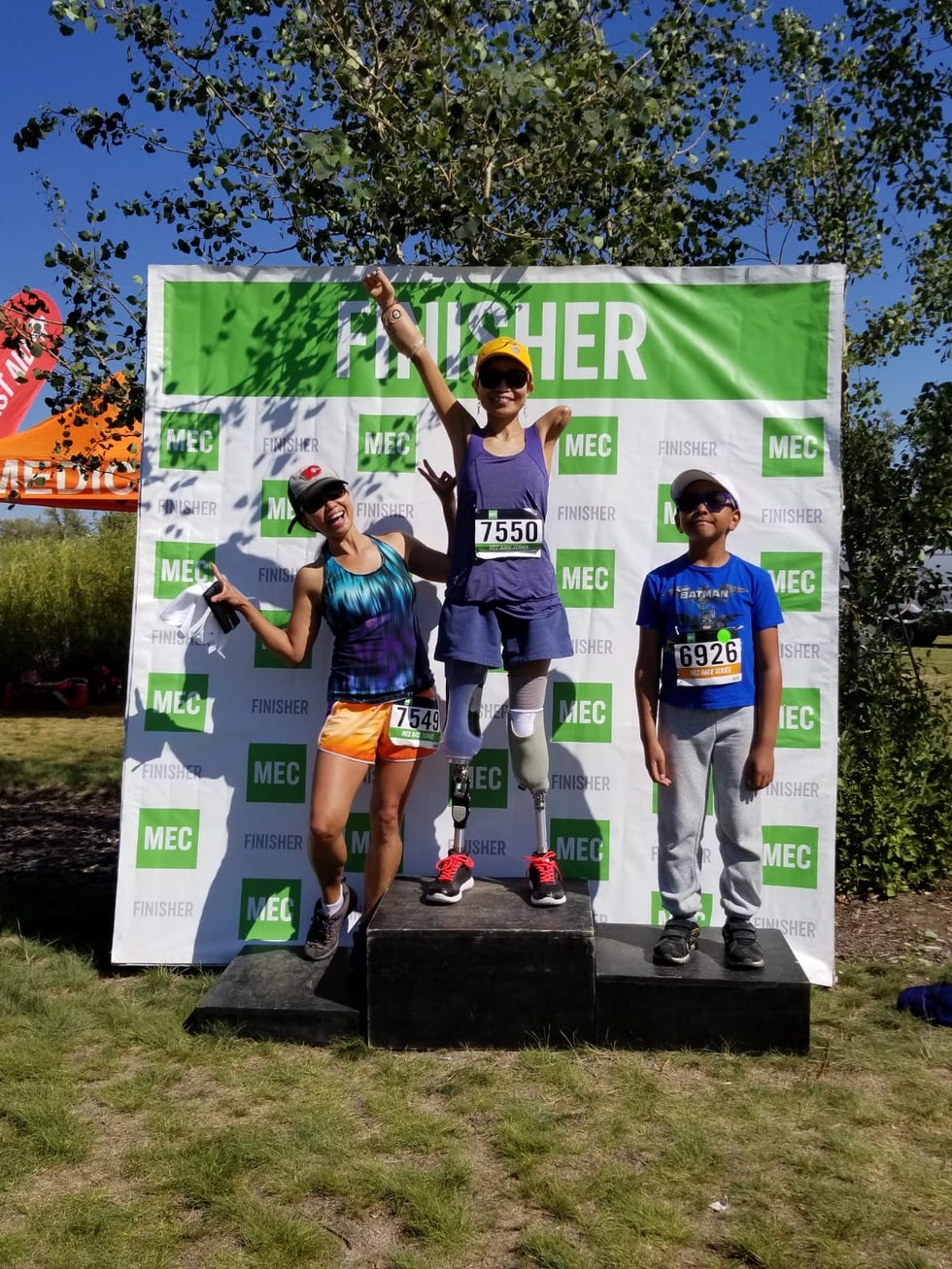 Podium, Technology, Electronic device, Recreation, Sports, Stage equipment, Vehicle, Competition, Competition event, Championship, 