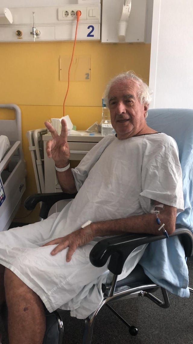 esta es la historia de vicente gonzález, y de cómo un electrocardiograma de su apple watch 5 detectó a su padre un problema de corazón su rápida actuación hizo que le pudieran salvar a vida en el hospital