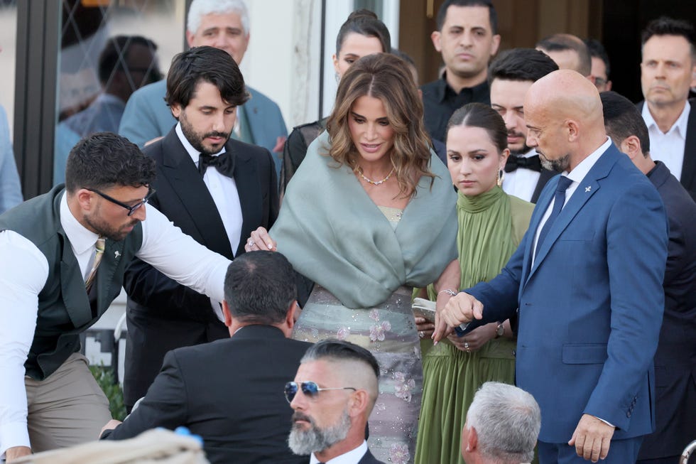 Top photos from Jeff Bezos and Lauren Snchezs star-studded wedding in Venice
