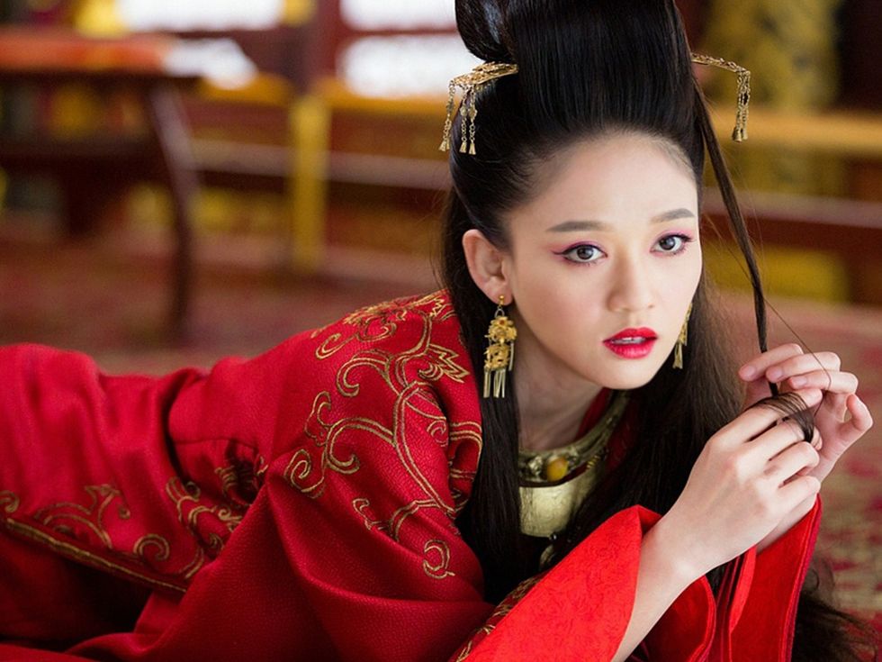 Red, Beauty, Hairstyle, Tradition, Kimono, Black hair, Costume, 