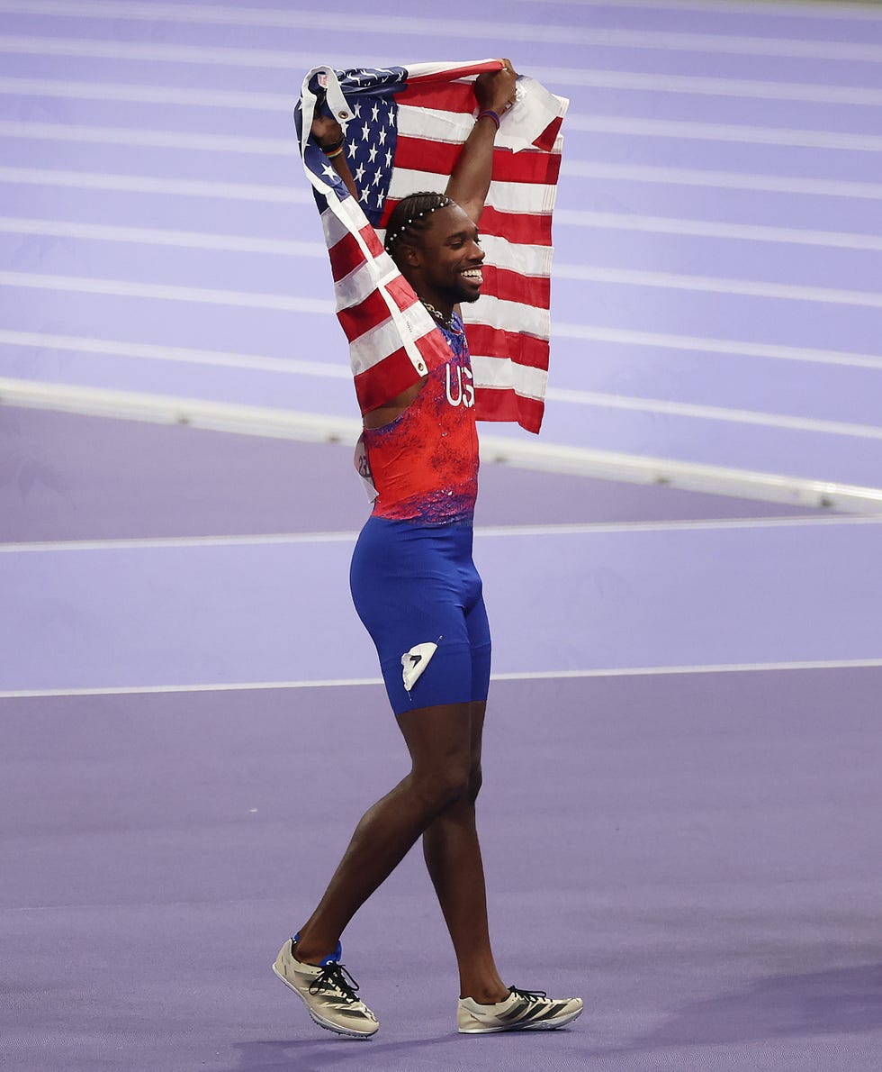 paris, france august 04 noah lyles of team united states celebrates after winning the 100m final on day nine of the olympic games paris 2024 at stade de france on august 04, 2024 in paris, france photo by ian macnicolgetty images