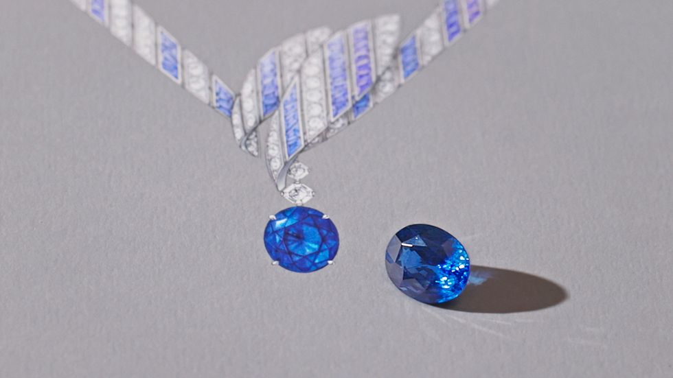藍寶石、橢圓形切割和明亮式切割鑽石。