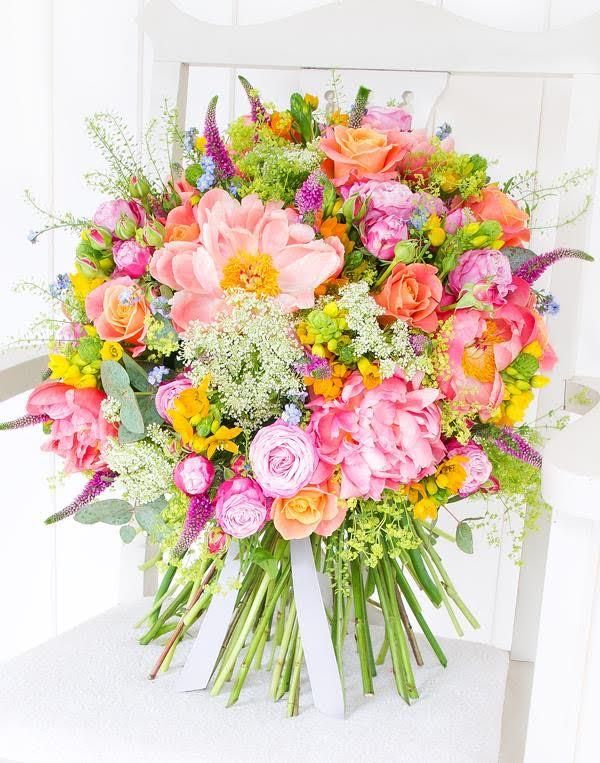 Flower, Flower Arranging, Bouquet, Floristry, Cut flowers, Plant, Floral design, Pink, Flowering plant, Rose, 