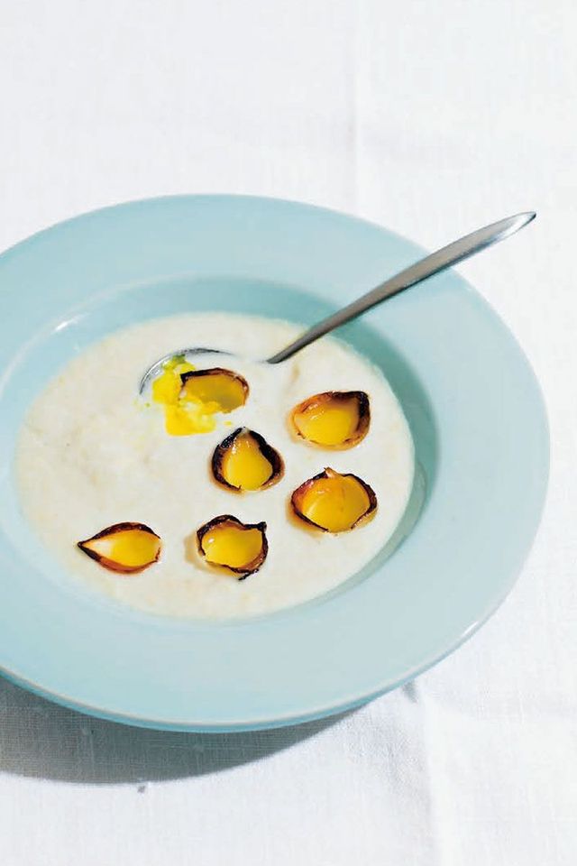 白いとうもろこしのスープ のレシピ・作り方｜ELLE gourmet [エル・グルメ]