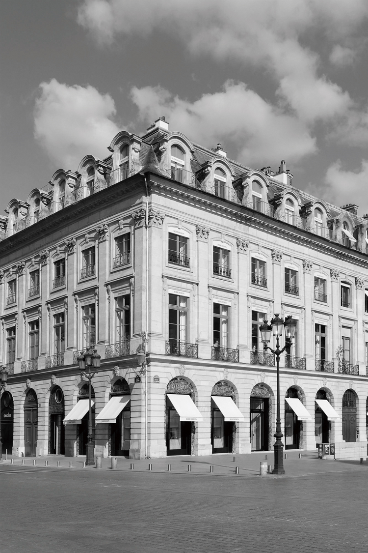 巴黎芳登廣場26號是boucheron稱之為家的宅邸，亦賦予其創作無窮靈感。