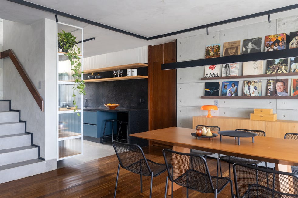 estilo industrial y esencia ochentera en este duplex inspirado en los clasicos lofts neoyorquinos