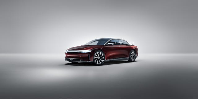 lucid air grand