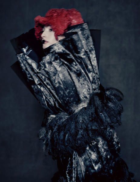 Black, Red, Fashion, Fur, Headgear, Textile, Photography, Darkness, Portrait, Fashion design, 