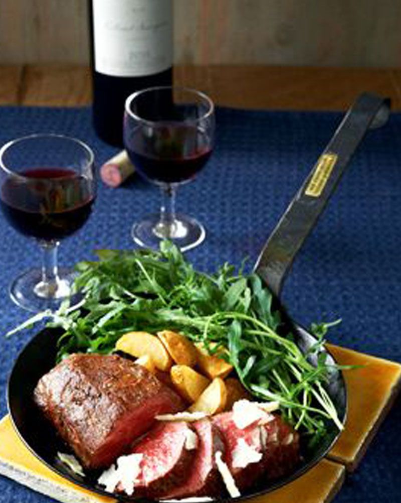 Dish, Food, Cuisine, Ingredient, Flat iron steak, Roast beef, Venison, Rinderbraten, Meat, Meal, 