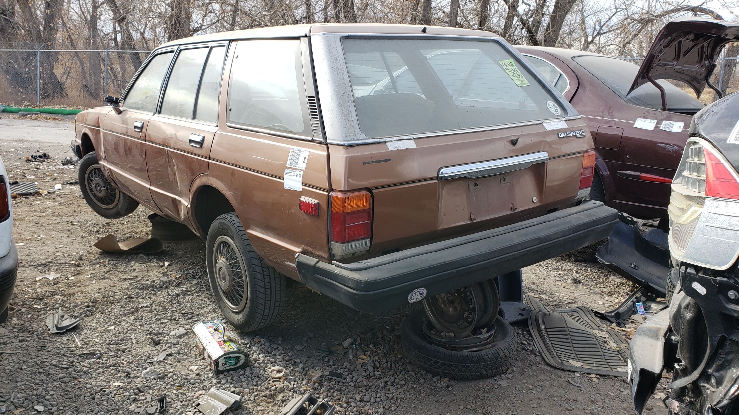 datsun 810 station wagon