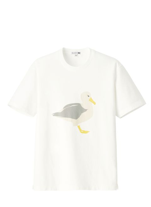 White, T-shirt, Clothing, Bird, Yellow, Seabird, Top, Neck, Sleeve, Beak, 
