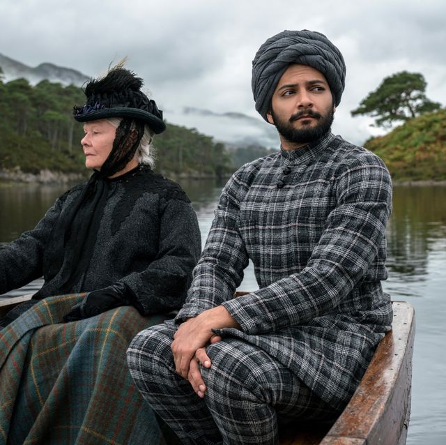 Judi Dench stars as Queen Victoria and Ali Fazal (right) stars as Abdul Karim in director Stephen Frears’ VICTORIA AND ABDUL, a Focus Features release.