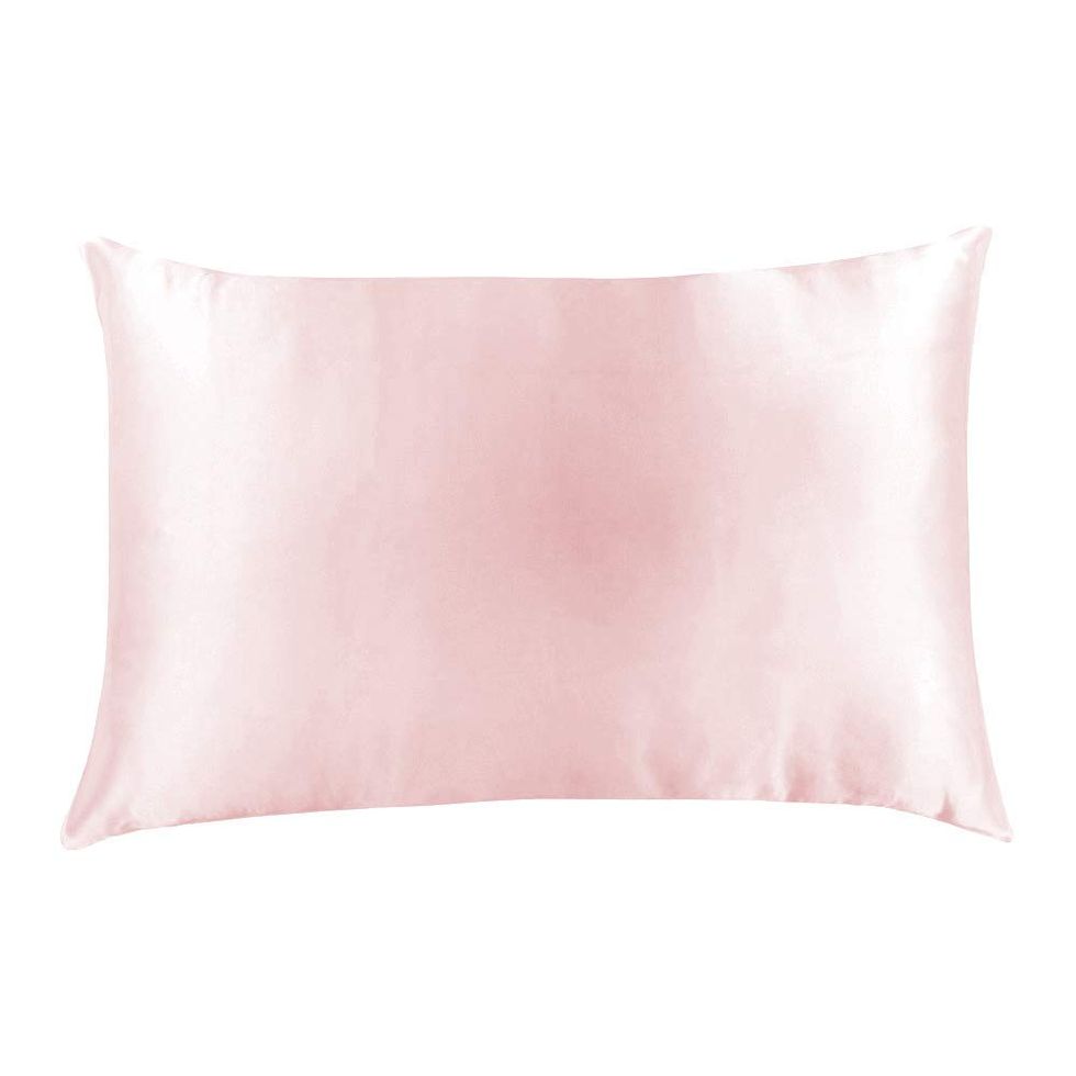 Pink, Pillow, Cushion, Furniture, Throw pillow, Linens, Bedding, Textile, Rectangle, Beige, 