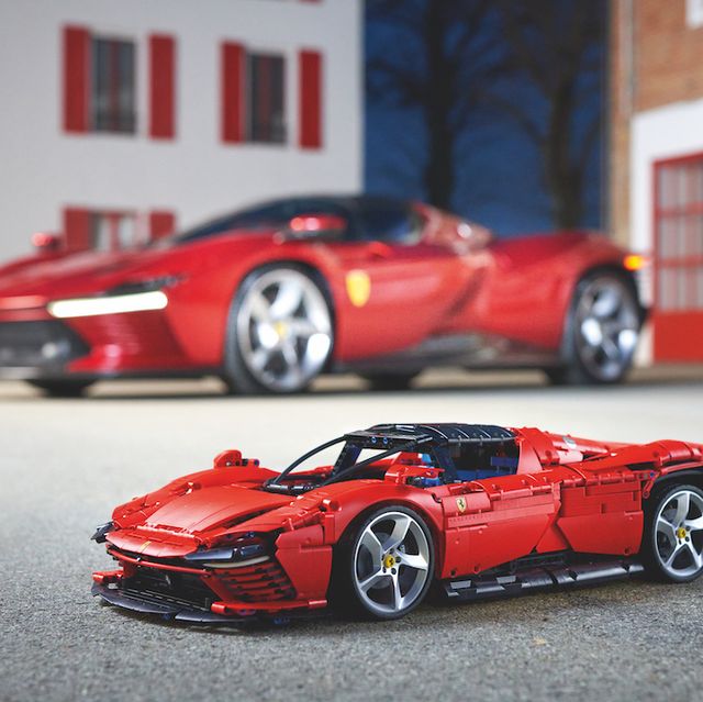 LEGO Technic: Ferrari Daytona SP3 Model Race Car Set (42143) Toys