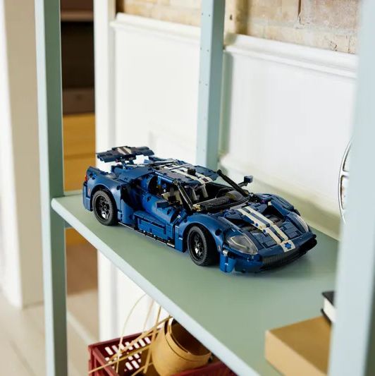 This Nearly 1500-piece Ford GT Headlines 2023's Newest Lego Cars