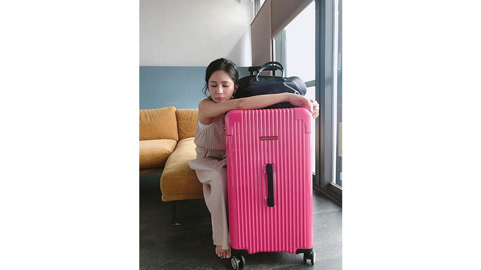 Product, Suitcase, Pink, Hand luggage, Shoulder, Baggage, Bag, Luggage and bags, Magenta, Travel, 