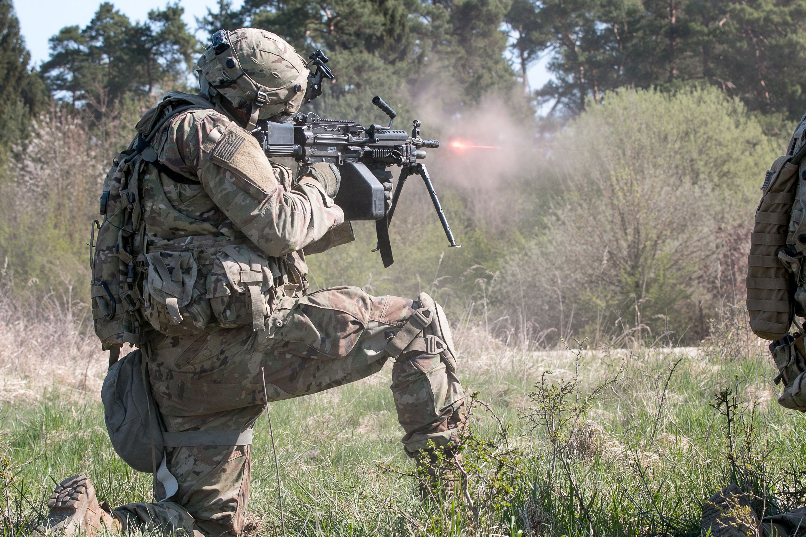 american army machine guns