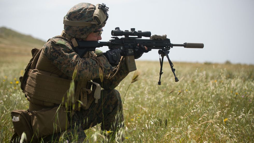 Gun, Soldier, Firearm, Rifle, Military camouflage, Military, Military organization, Army, Machine gun, Shooting, 