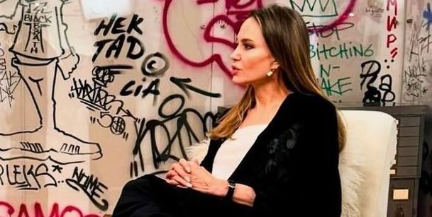 Angelina Jolie Looks Chic As Ever While Hosting an Art Discussion at Her Atelier