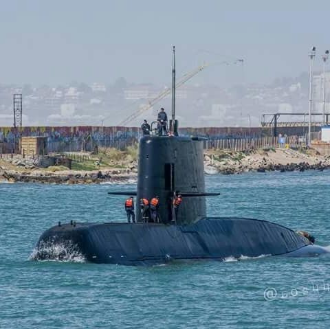 Submarine, Ballistic missile submarine, Cruise missile submarine, Vehicle, Watercraft, Boat, Ship, Navy, Channel, Tugboat, 