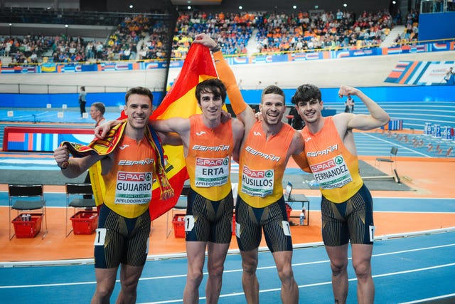 manuel guijarro bernat erta oscar husillos markel fernandez 4x400m