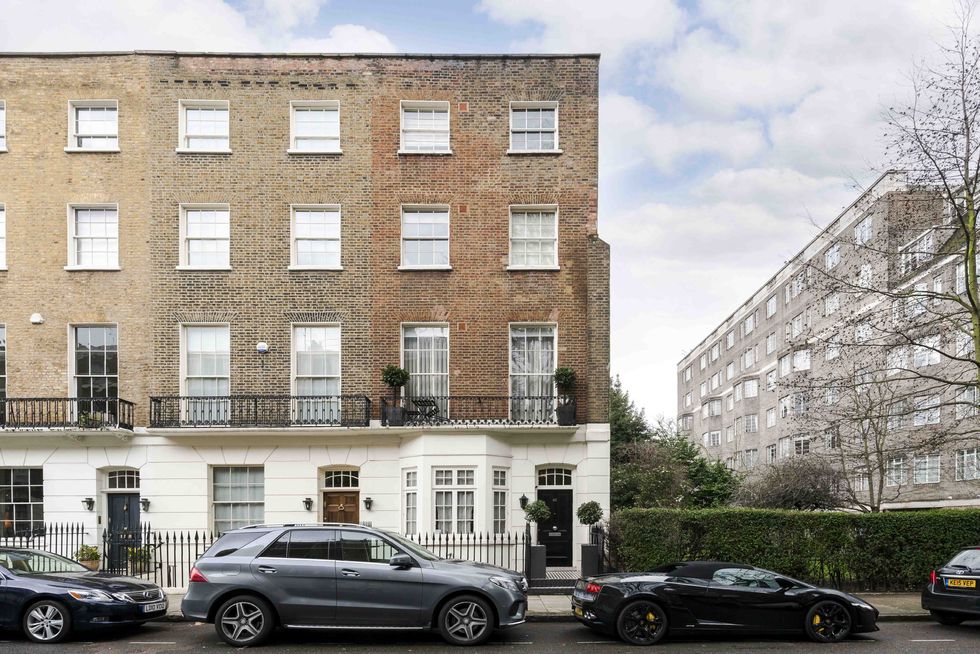 Luxury London Townhouse For Sale Has Very Famous Neighbours – Claudia ...