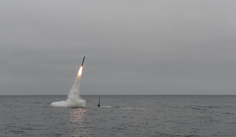 the crew of the los angeles class fast attack submarine uss annapolis ssn 760 successfully launches tomahawk cruise missiles off the coast of southern california as part of a tomahawk flight test tft june 26, 2018 us navy photo by mass communication specialist 1st class ronald gutridge