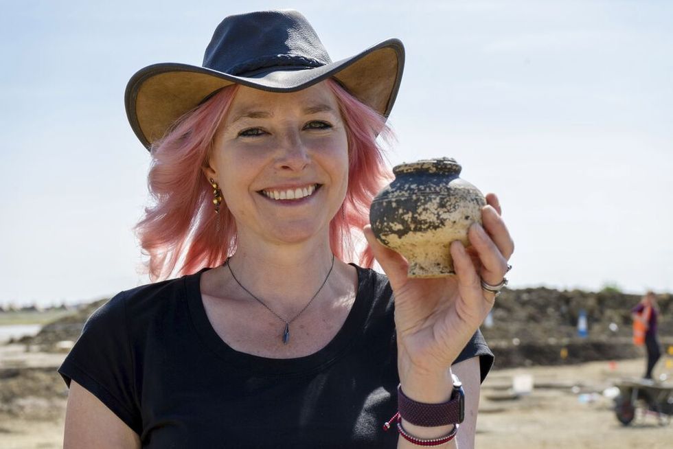 alice roberts on digging for britain