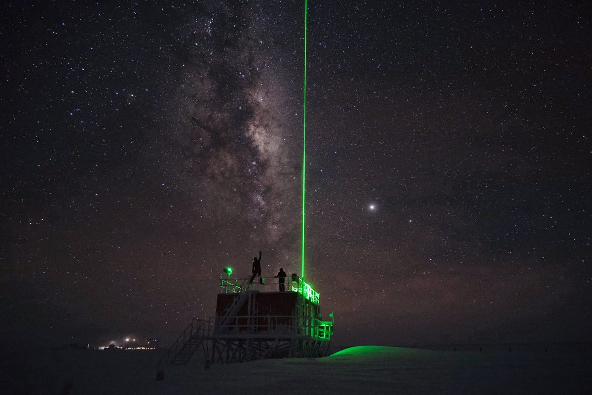 Overall Winnaar en 1e prijs Categorie LandschapAntartic Science Laser