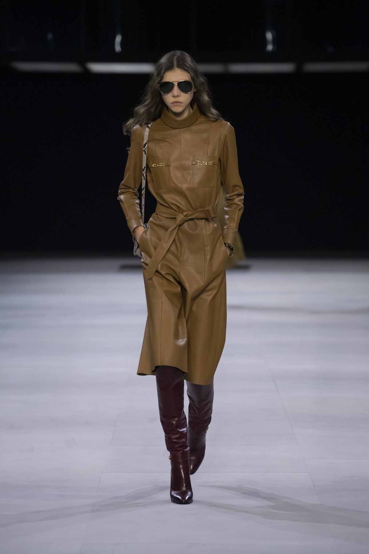 さわぼーさま専用Celine19AWムートンライナーカーフスキンコート 定価100万Celine19AWムートンライナーカーフスキンコート（定価