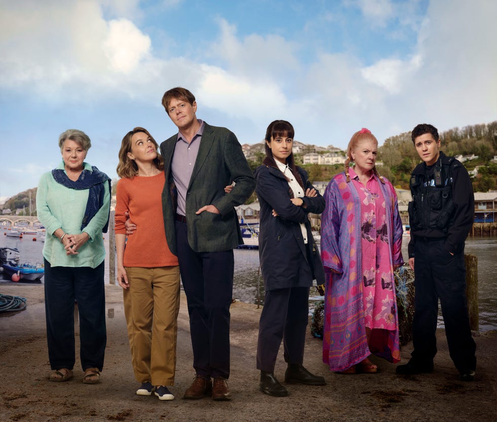 beyond paradise cast