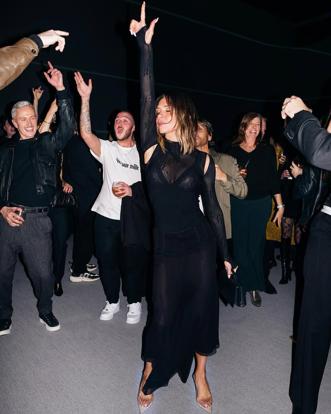 カットアウト★パネル加工★ワンピース★ VICTORIA BECKHAM Women's Victoria Beckham Sale | Up to 70% Off | THE OUTNET